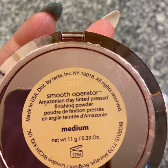 Tarts! Smooth operator pressed and loose powder. Only opened. Used once. - Picture 3 of 3